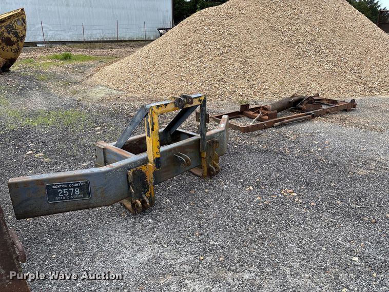 image for item FC5643 Truck parts