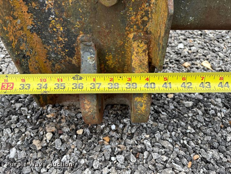 image for item FC5643 Truck parts