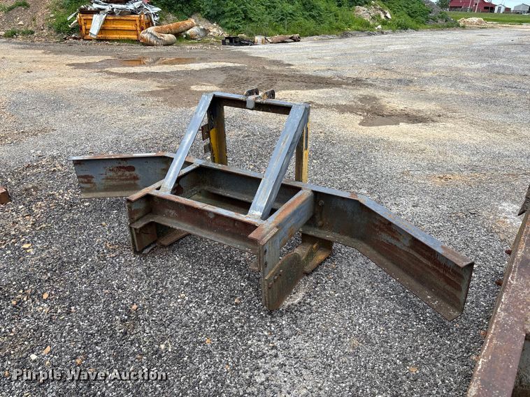 image for item FC5643 Truck parts