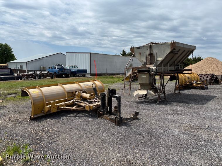 image for item FC5646 Truck attachments