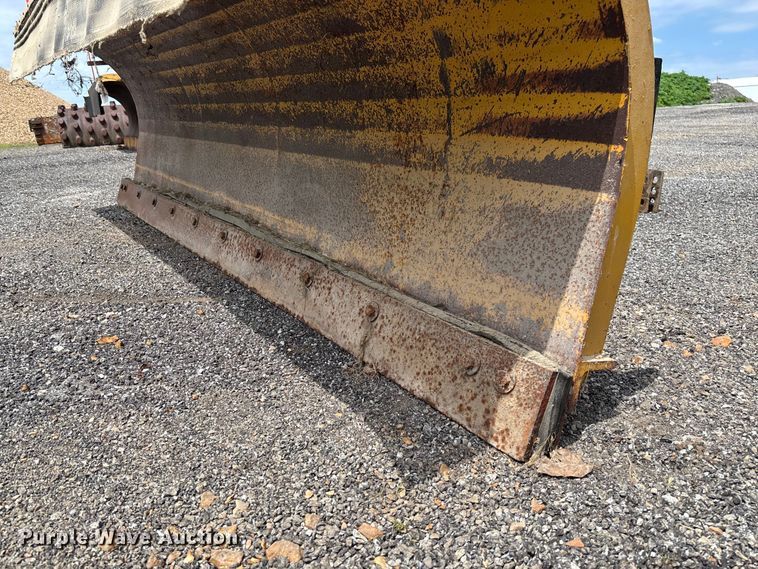 image for item FC5646 Truck attachments