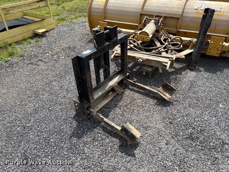 image for item FC5646 Truck attachments
