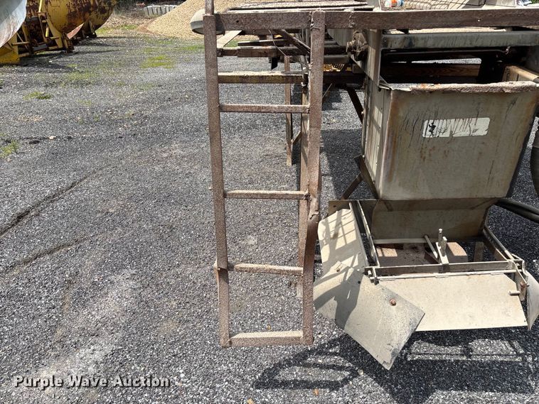 image for item FC5646 Truck attachments