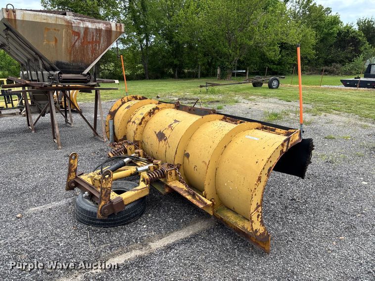 image for item FC5646 Truck attachments
