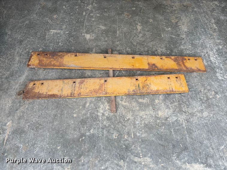 image for item FC5646 Truck attachments