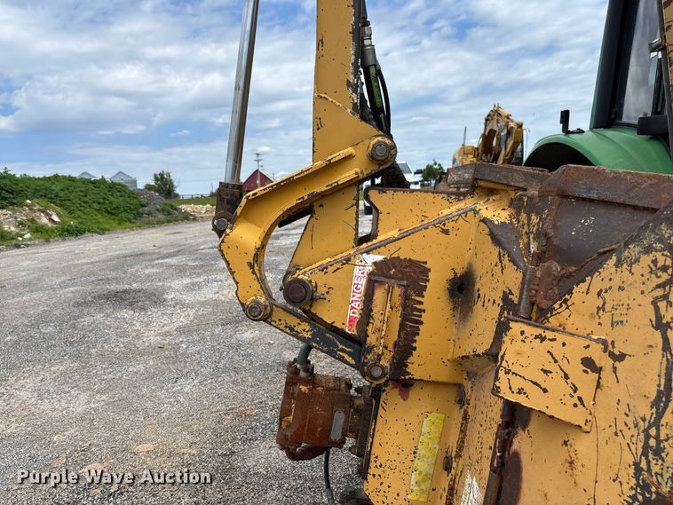 image for item FC5647 2003 John Deere 6420 tractor