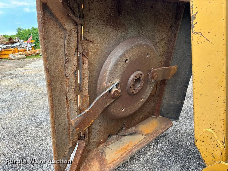 image for item FC5647 2003 John Deere 6420 tractor