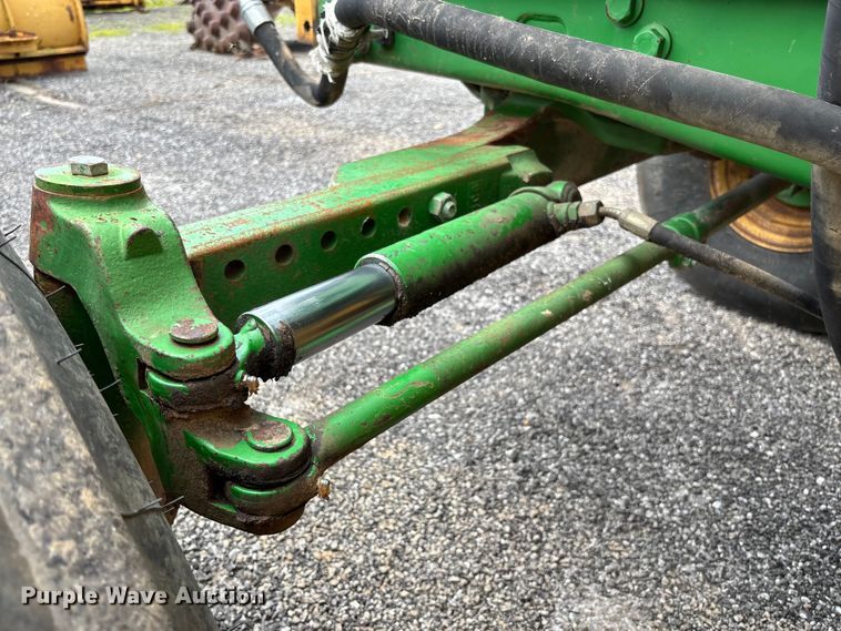 image for item FC5647 2003 John Deere 6420 tractor