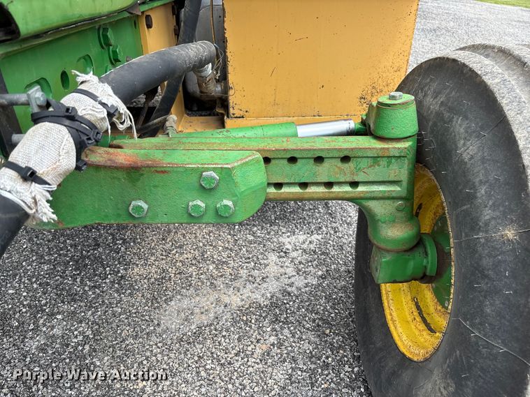image for item FC5647 2003 John Deere 6420 tractor