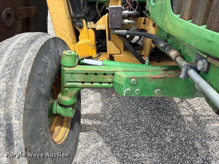 image for item FC5647 2003 John Deere 6420 tractor