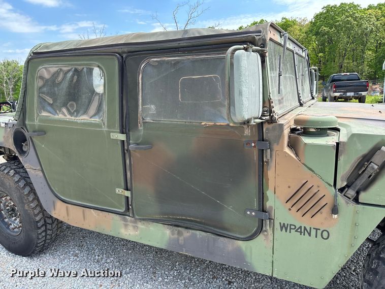 image for item FC5648 1990 AM General M998 SUV