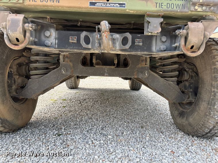 image for item FC5648 1990 AM General M998 SUV
