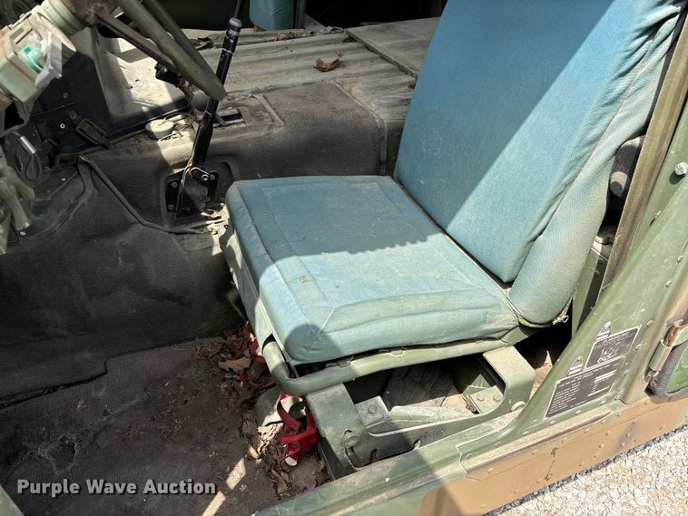 image for item FC5648 1990 AM General M998 SUV