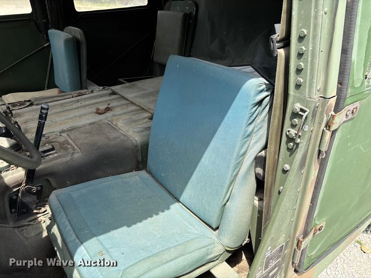 image for item FC5648 1990 AM General M998 SUV