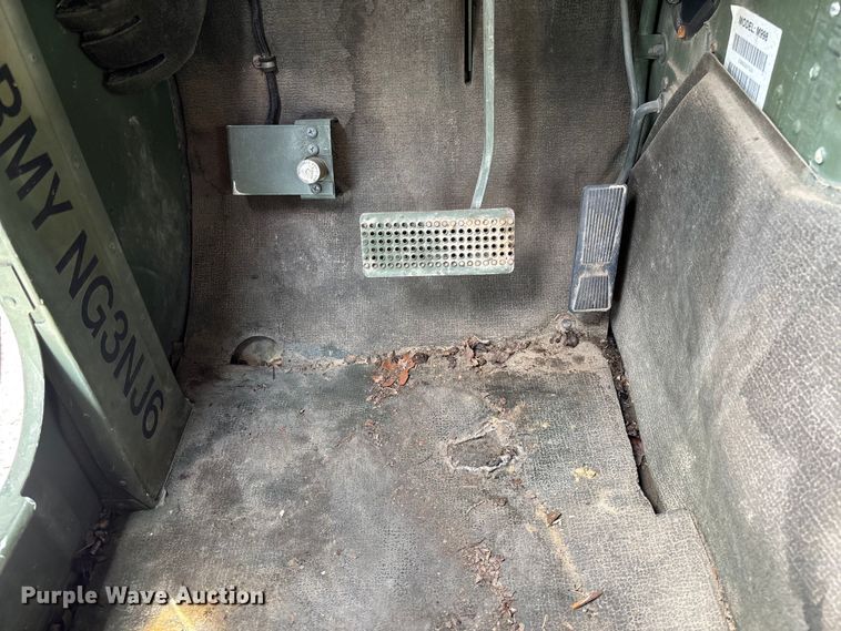 image for item FC5648 1990 AM General M998 SUV