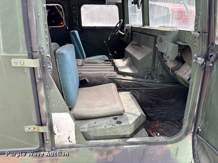 image for item FC5648 1990 AM General M998 SUV