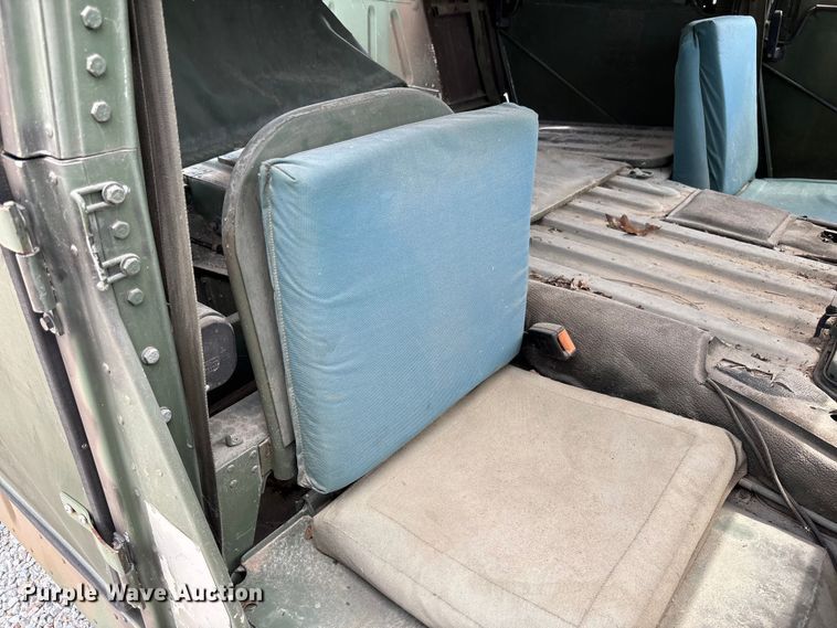 image for item FC5648 1990 AM General M998 SUV