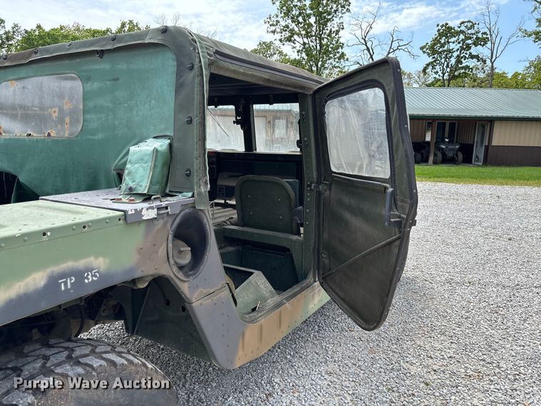 image for item FC5648 1990 AM General M998 SUV