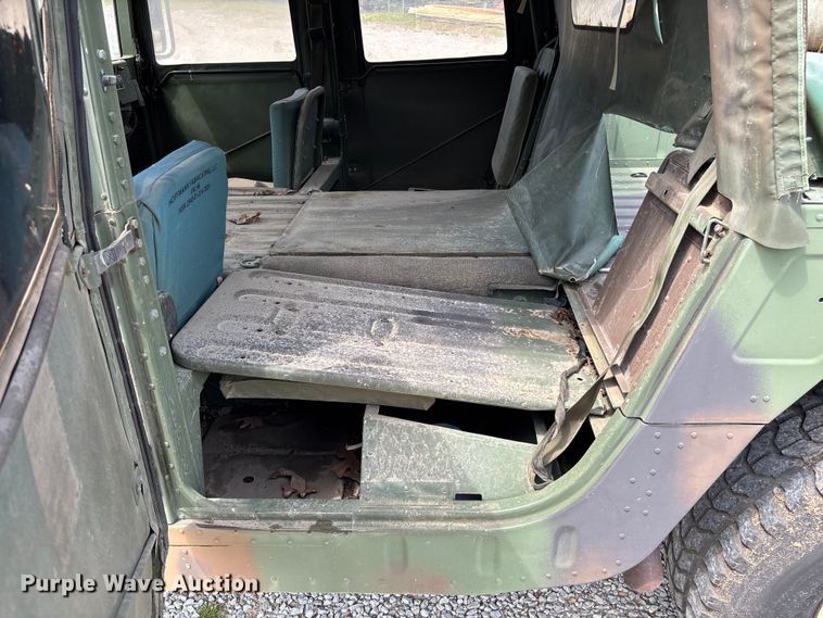 image for item FC5648 1990 AM General M998 SUV
