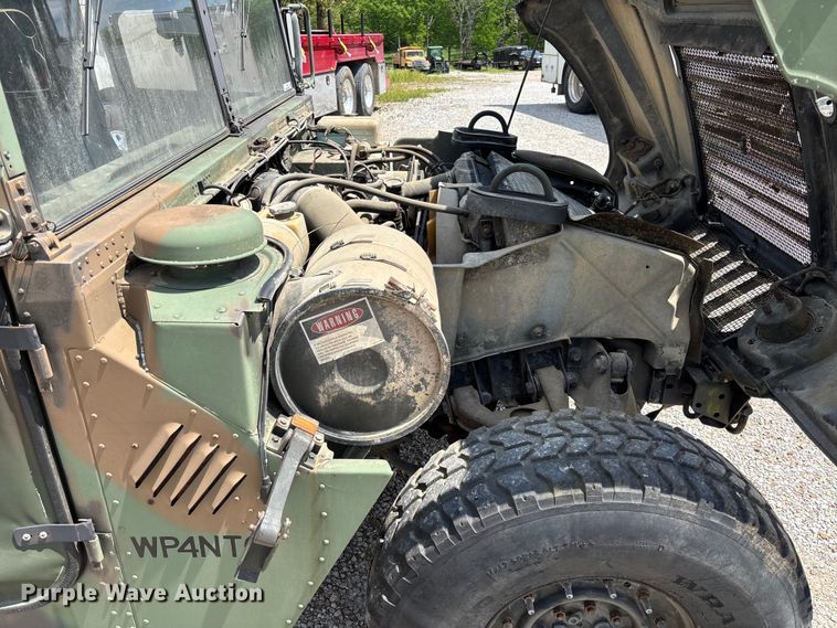 image for item FC5648 1990 AM General M998 SUV