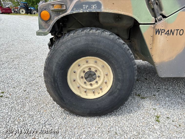 image for item FC5648 1990 AM General M998 SUV