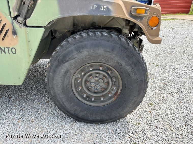 image for item FC5648 1990 AM General M998 SUV
