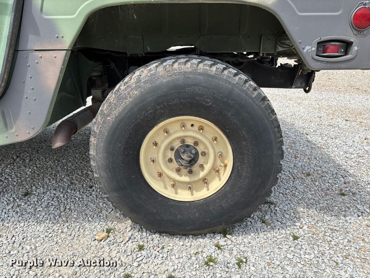 image for item FC5648 1990 AM General M998 SUV