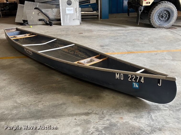 image for item FC5655 1996 Scandia canoe