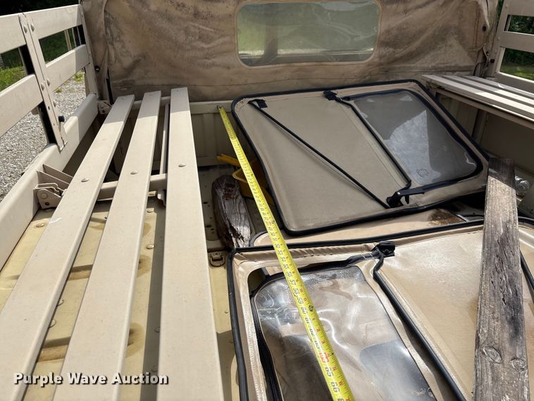 image for item FC5660 1987 AM General HMMWV SUV