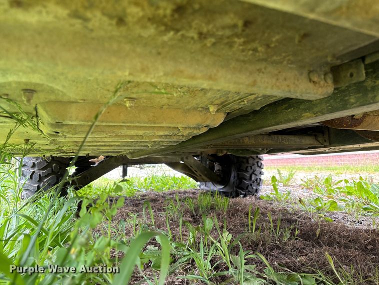 image for item FC5660 1987 AM General HMMWV SUV