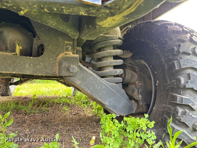 image for item FC5660 1987 AM General HMMWV SUV