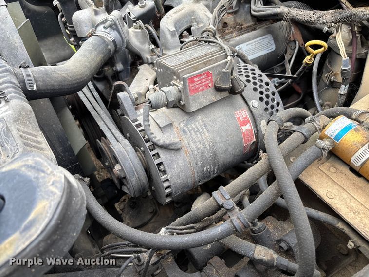 image for item FC5660 1987 AM General HMMWV SUV
