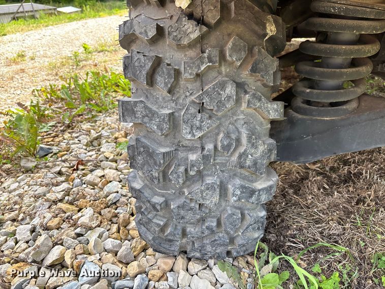 image for item FC5660 1987 AM General HMMWV SUV