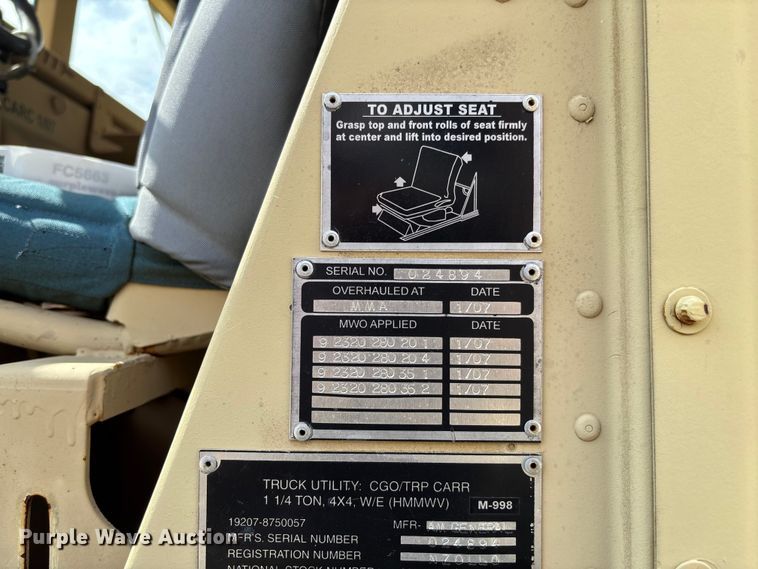 image for item FC5660 1987 AM General HMMWV SUV