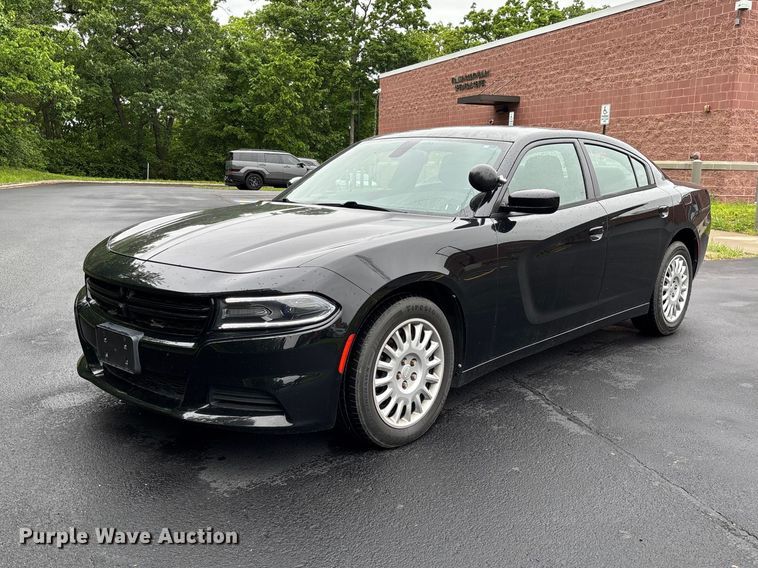 Photo of a 2015 Dodge Charger Police