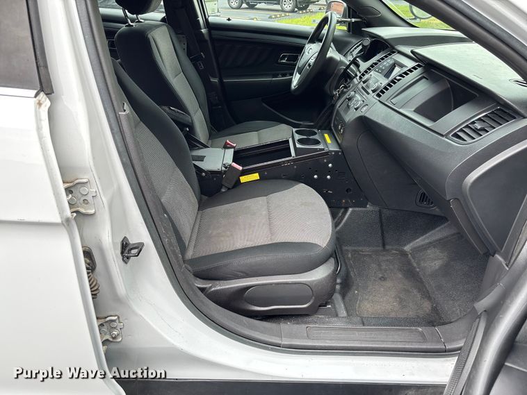 image for item FC5668 2014 Ford Taurus Police Interceptor 