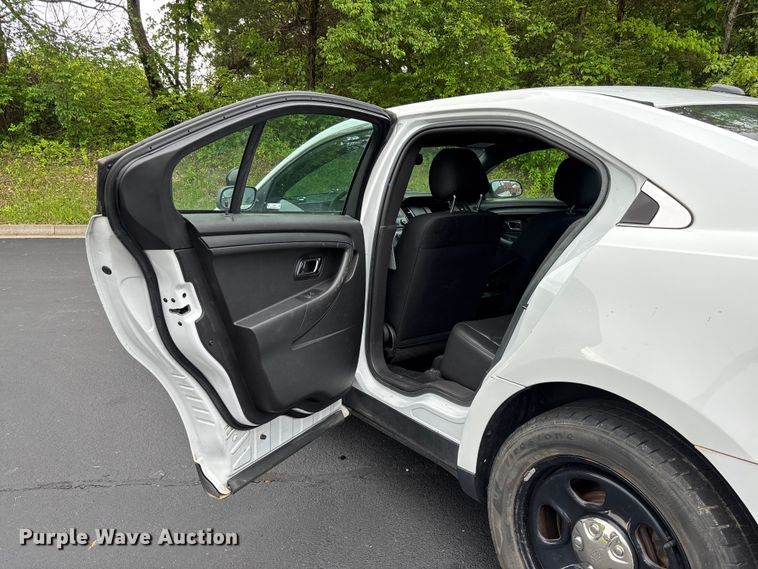 image for item FC5668 2014 Ford Taurus Police Interceptor 