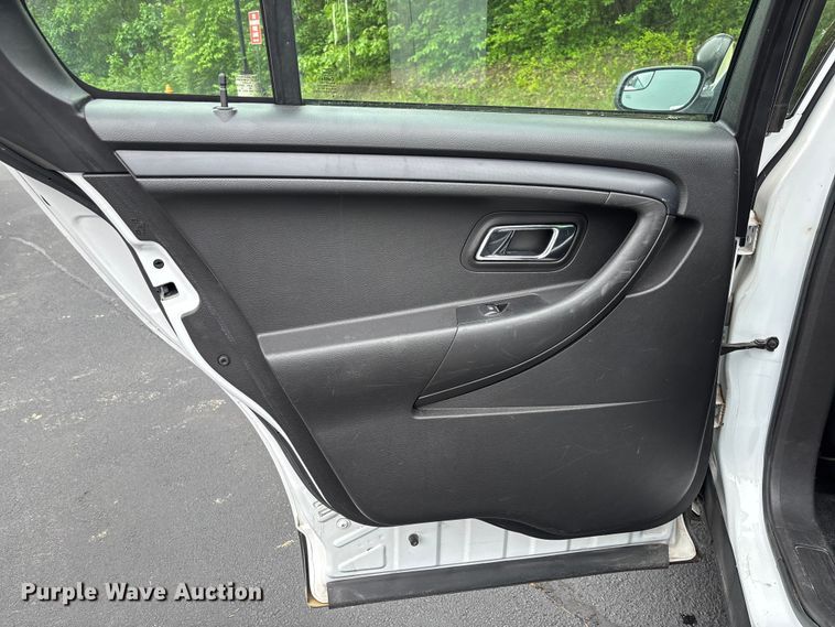 image for item FC5668 2014 Ford Taurus Police Interceptor 