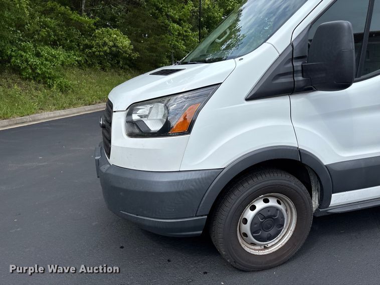 image for item FC5671 2017 Ford Transit 150 van