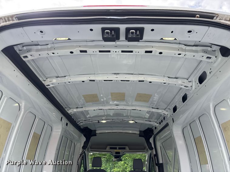 image for item FC5671 2017 Ford Transit 150 van