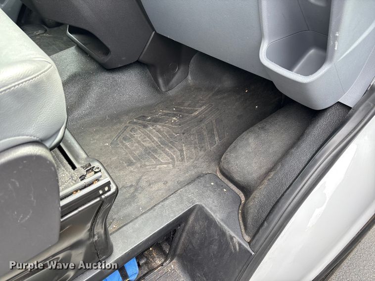image for item FC5671 2017 Ford Transit 150 van