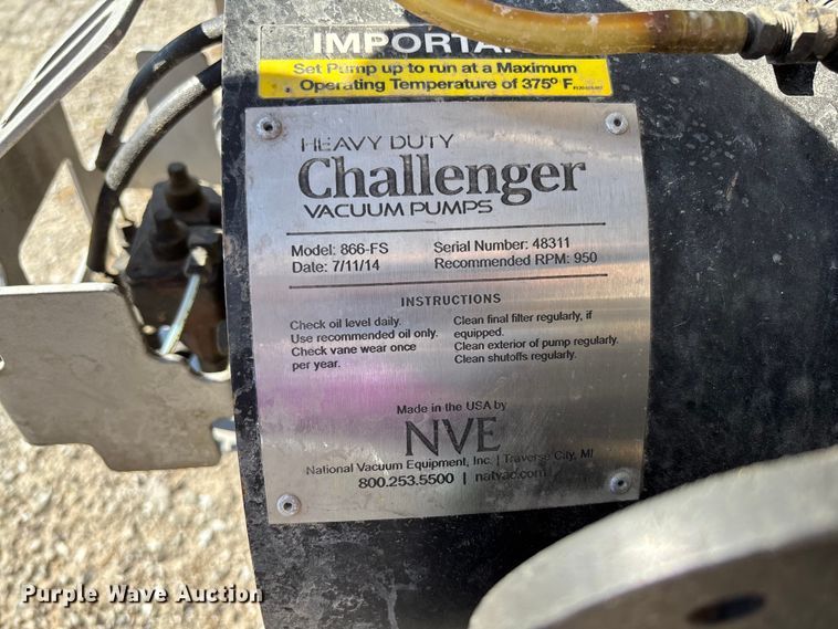 image for item FC5680 2014 International 4300 vacuum truck