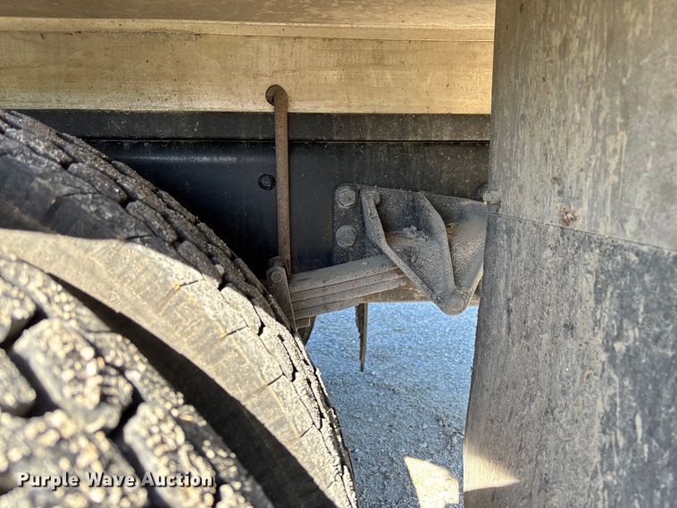image for item FC5680 2014 International 4300 vacuum truck