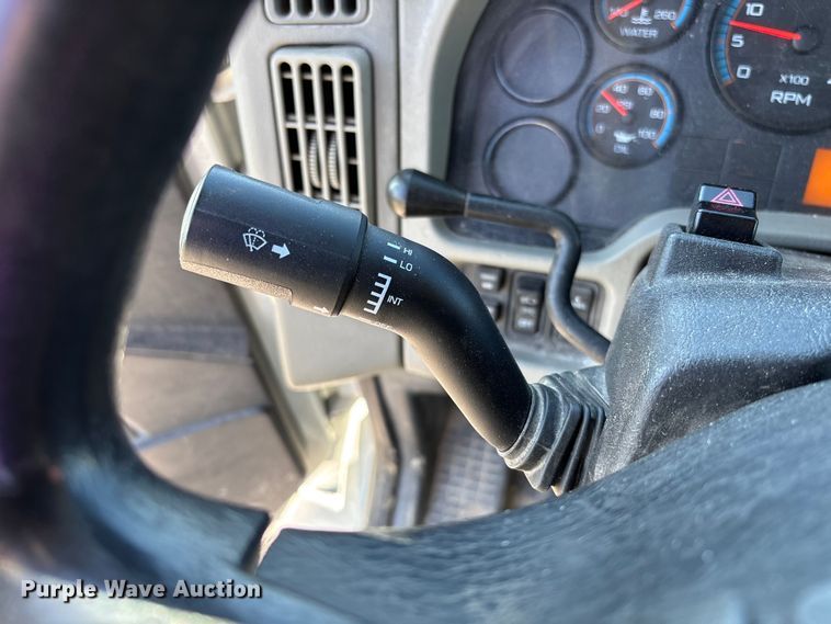 image for item FC5680 2014 International 4300 vacuum truck
