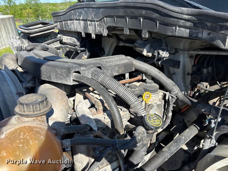image for item FC5680 2014 International 4300 vacuum truck