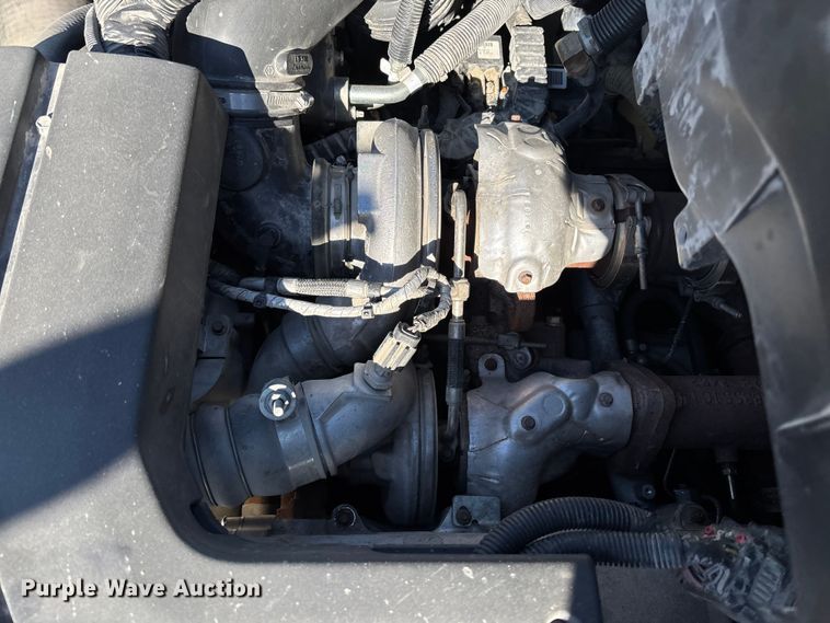 image for item FC5680 2014 International 4300 vacuum truck