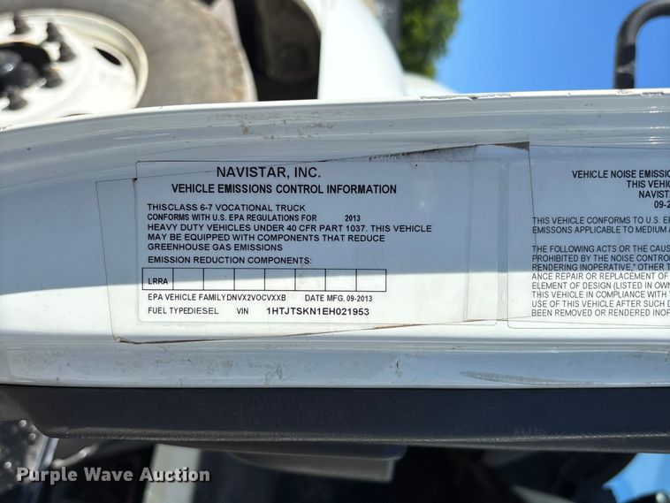 image for item FC5680 2014 International 4300 vacuum truck