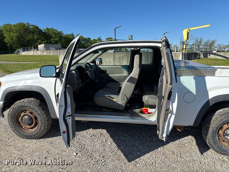 image for item FC5681 2008 Chevrolet Colorado Ext. Cab pickup truck