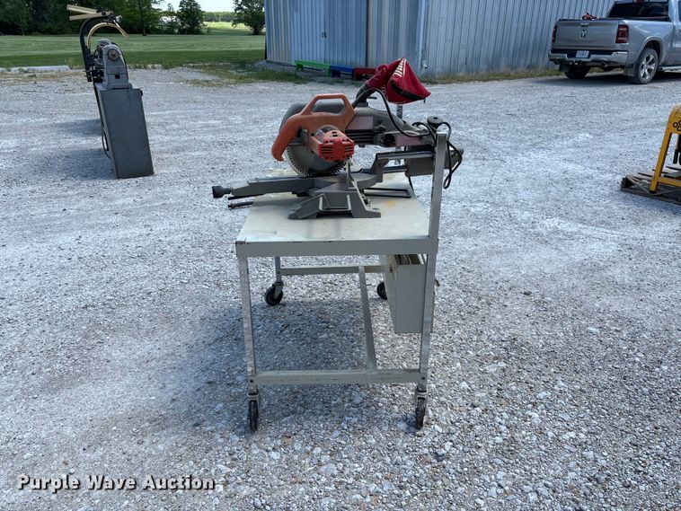 image for item FC5687 Milwaukee 10