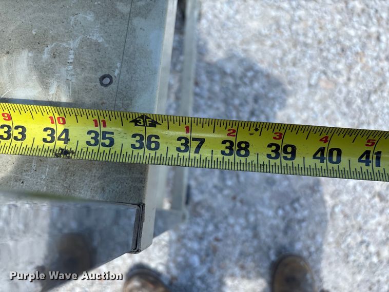 image for item FC5687 Milwaukee 10